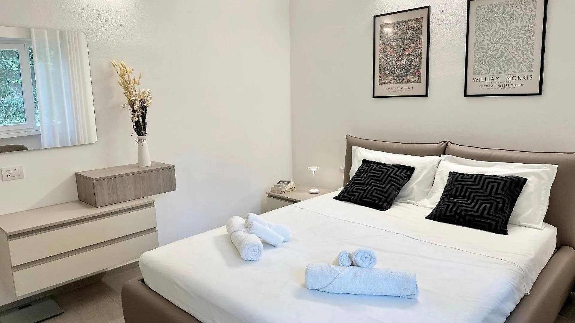 Como Charme Apartment 0*,  Italy